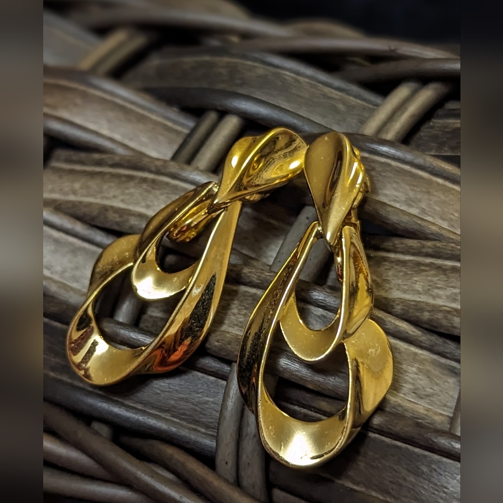 Trifari Vintage gold colored clip on earrings Costume Jewelry